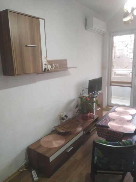 Продавам едностаен обзаведен апартамент