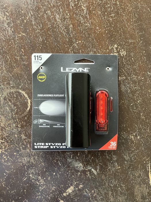 Светлини Lezyne Lite Pro 115 + Strip Pair