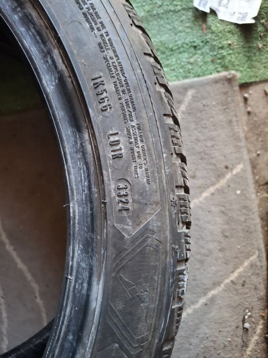 245 40 19 Goodyear / Dunlop DOT 2024 / 2025 iarna  aproape noi