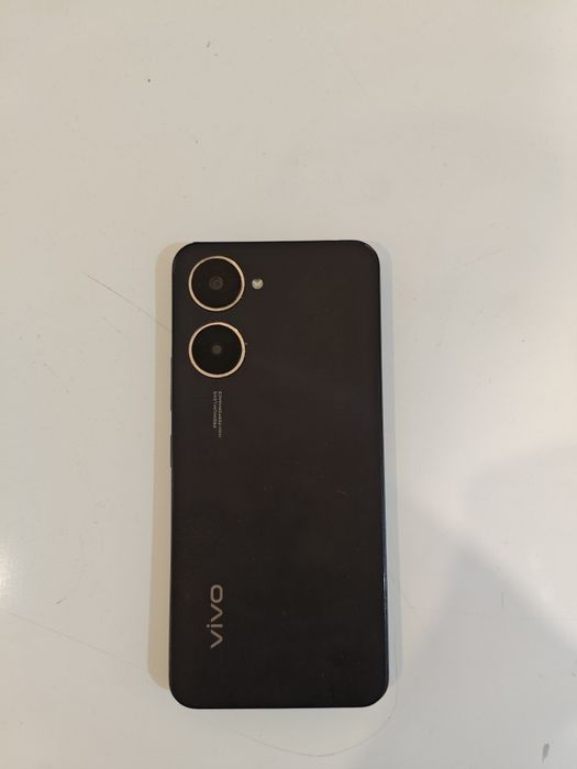 Продам телефон vivo y03