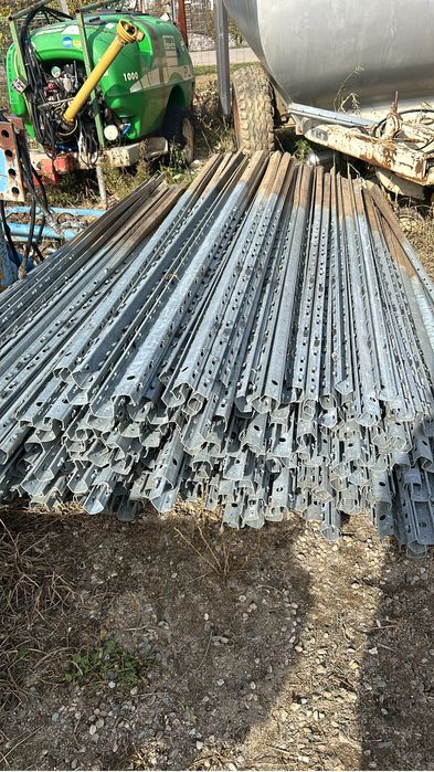 Spaleri zincati pentru gard stalpi galvanizati