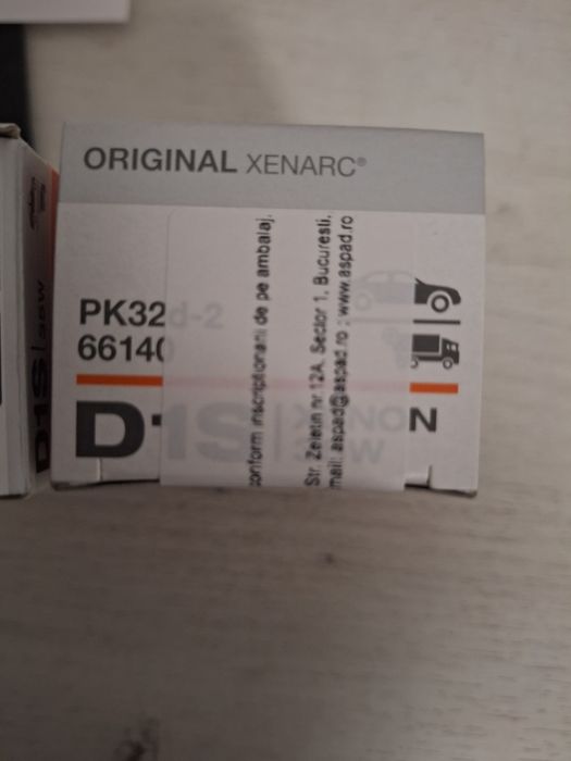 Vând set becuri xenon osram