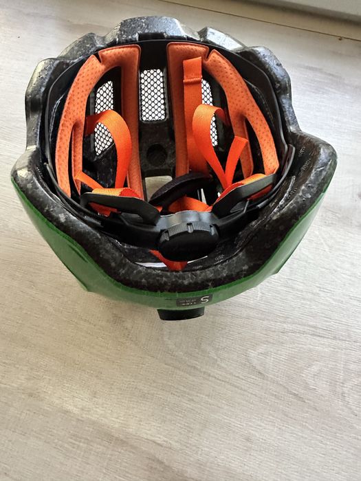 Каска за деца чисто нова