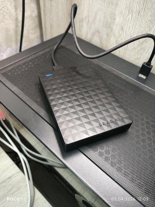 Внешний жёсткий диск Seagate 2tb