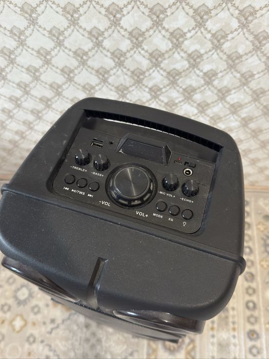 Продам мощную Bluetooth-колонку