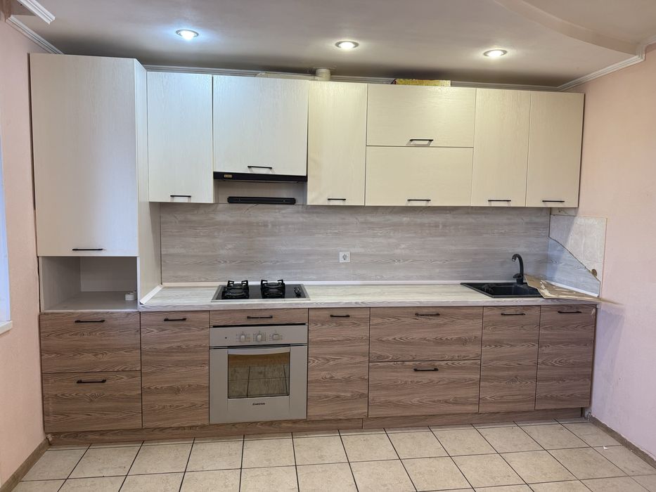 Продам кухоный гарнитур