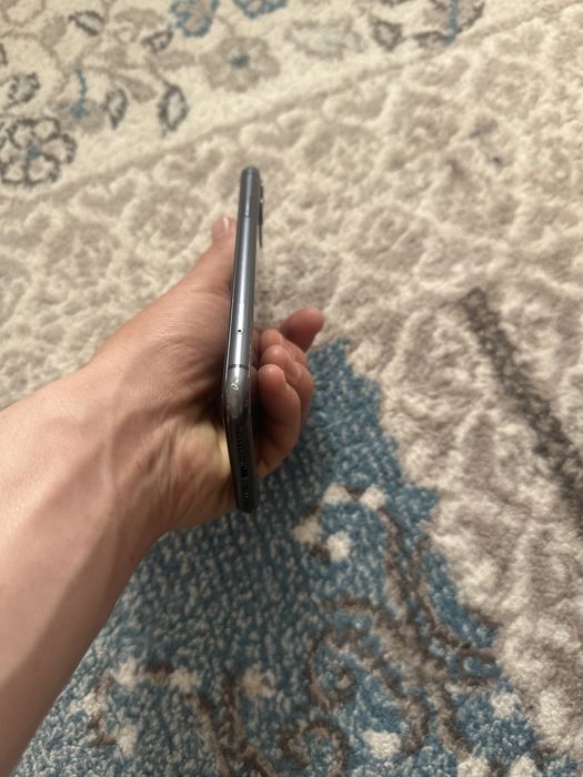 Iphone 11 64 gb 90000 tg 80