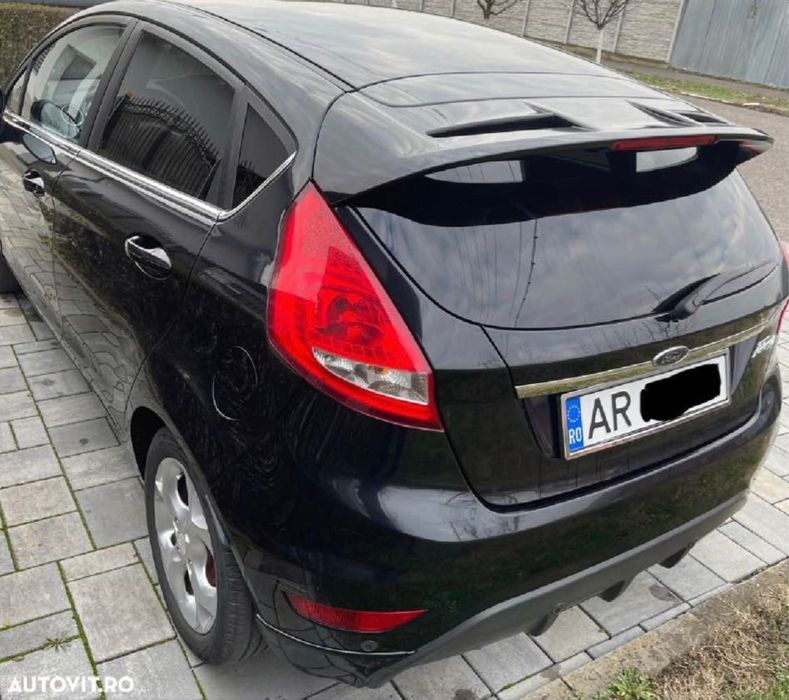 Ford fiesta 1,2 benzina