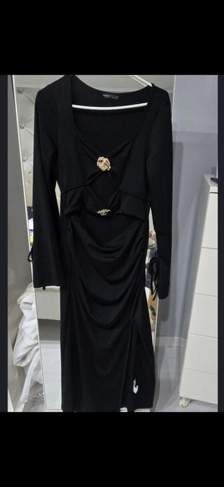 Vand rochie dama marimea M-L