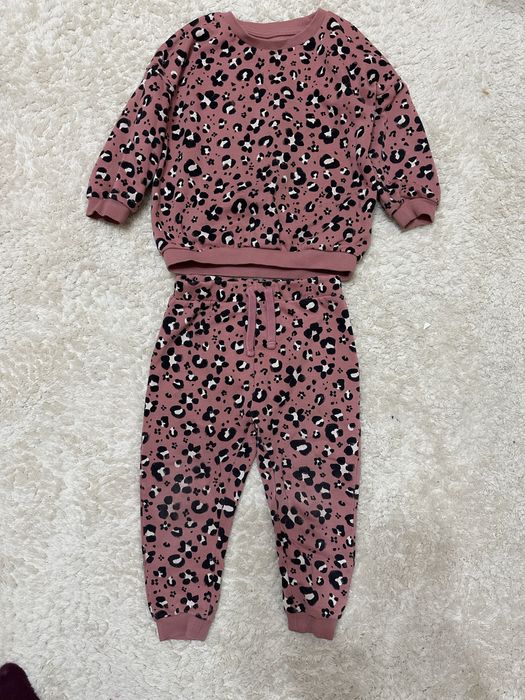 Одежда для девочек от 6месяцев до 2х лет