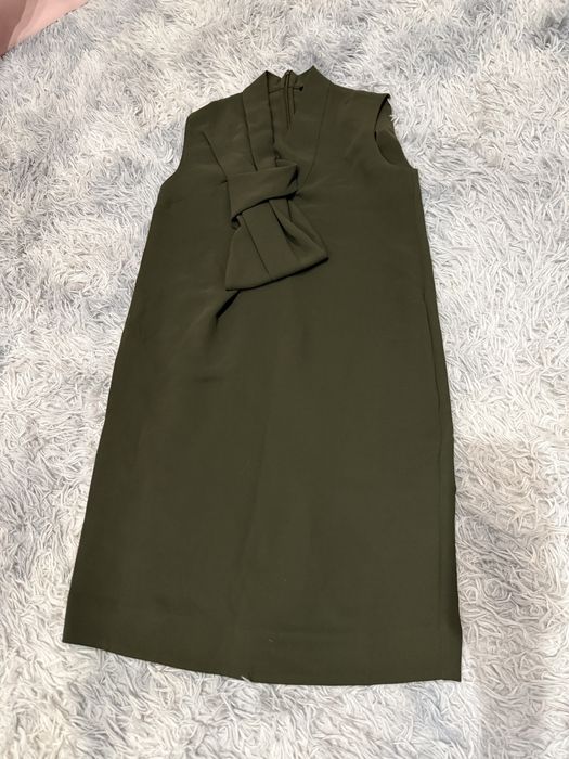 Продам классические платья