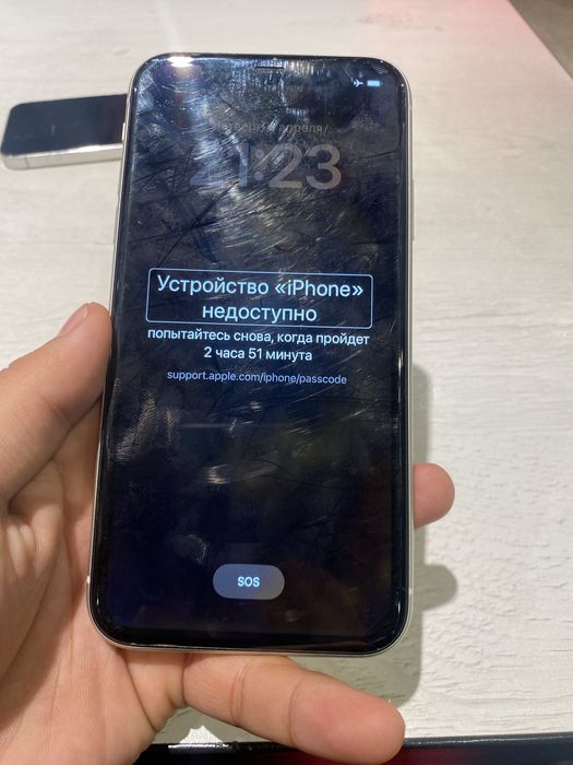 iPhone 11 в отличном состояние