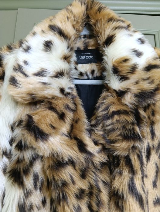 Дамско пухено палто от изкуствен косъм