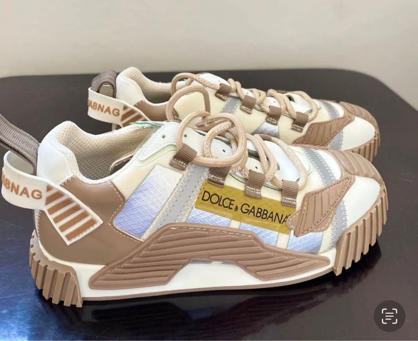 Кроссовки 37 размер 8000 тг