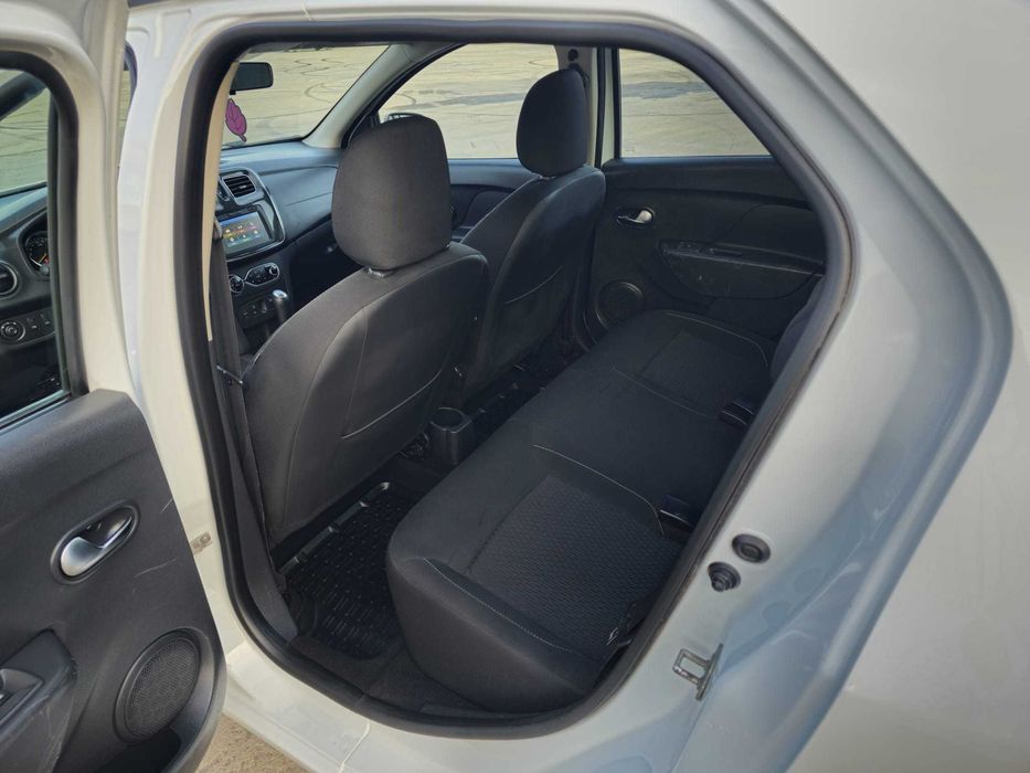 Dacia Logan - prestige plus - serie limitata - 0.9 tce - climatronic / navi / senzori parcare/ pilot/etc