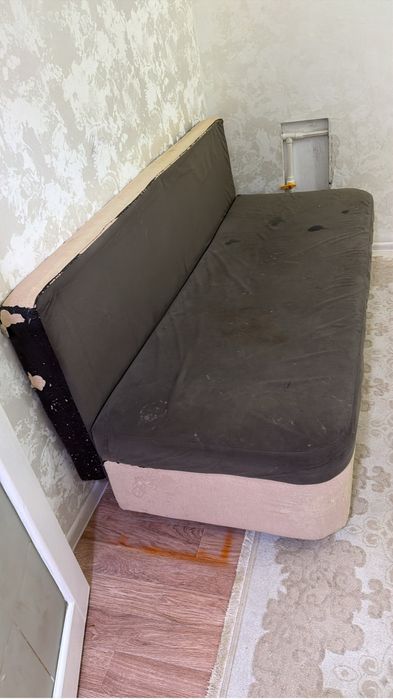 Диван , тақта б/у