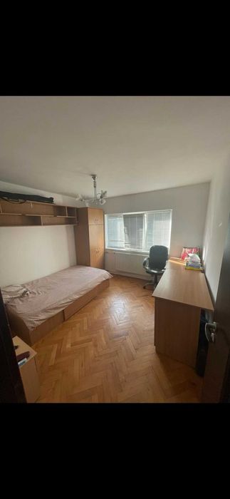 Ofer spre inchiriere apartament cu 2 camere, decomandat, 340€, Girocului
