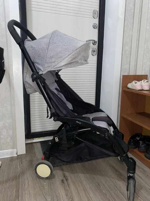 Коляска прогулочная