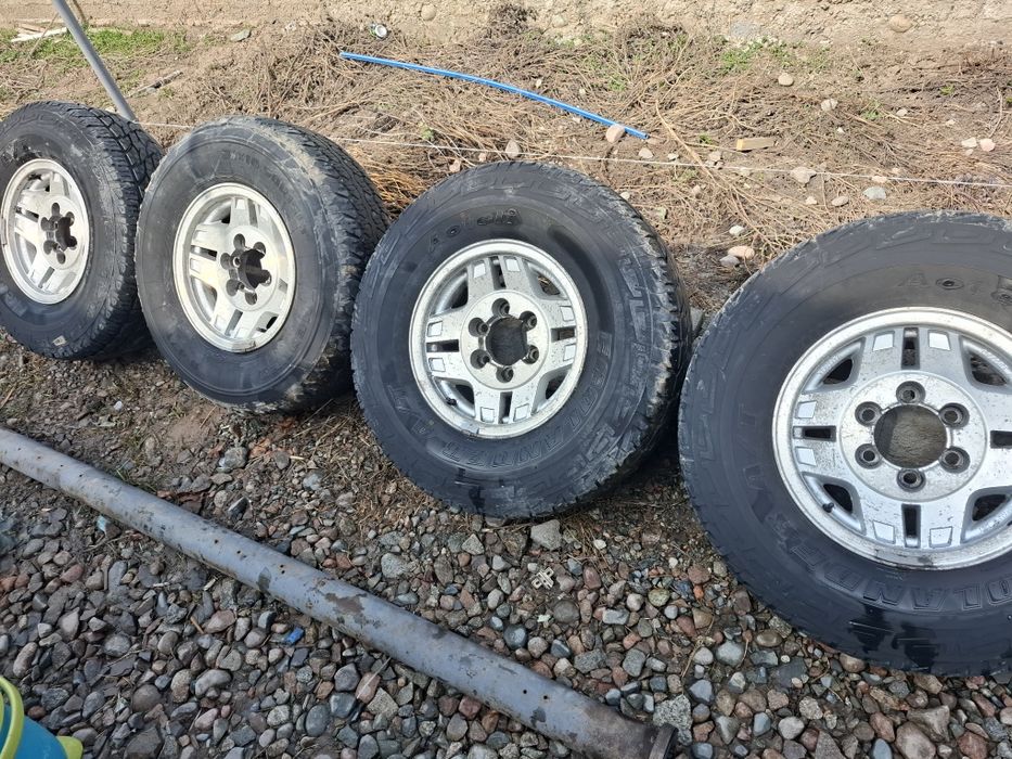 Диски шинами комплект