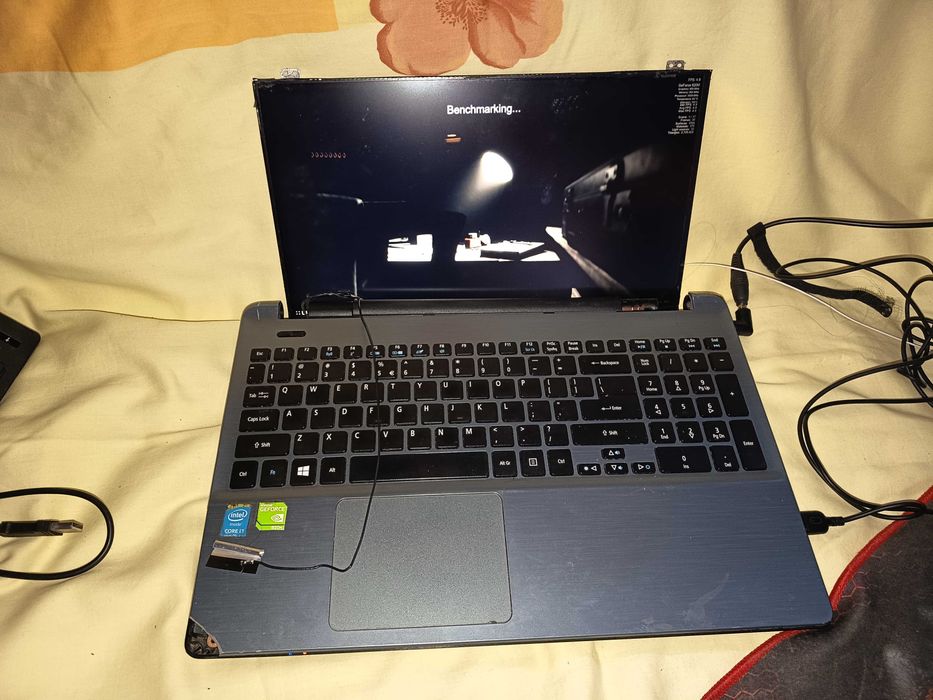 Placa baza laptop Acer Aspire E5 571g, Core i3 4005u + nvidia 820m 2gb