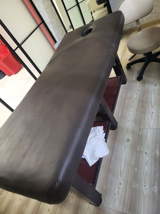 Срочно продам  Кушетку