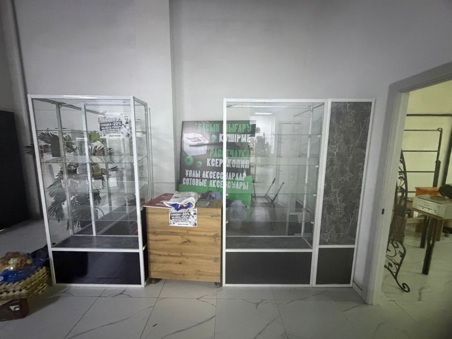 Продается витрина