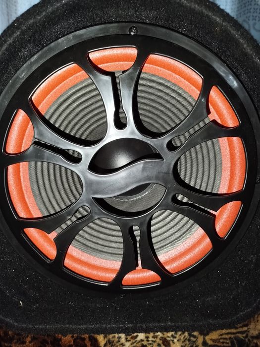 Срочно продаётся сабуфер