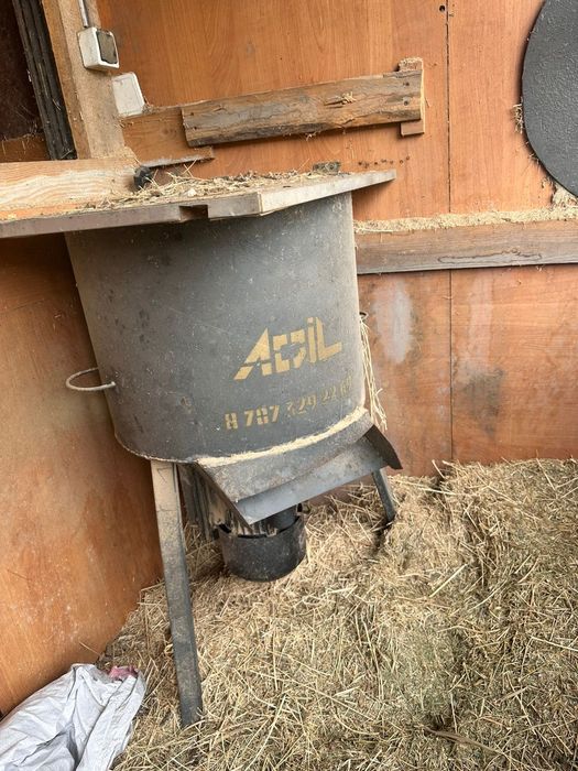 Кормодробилка б/у