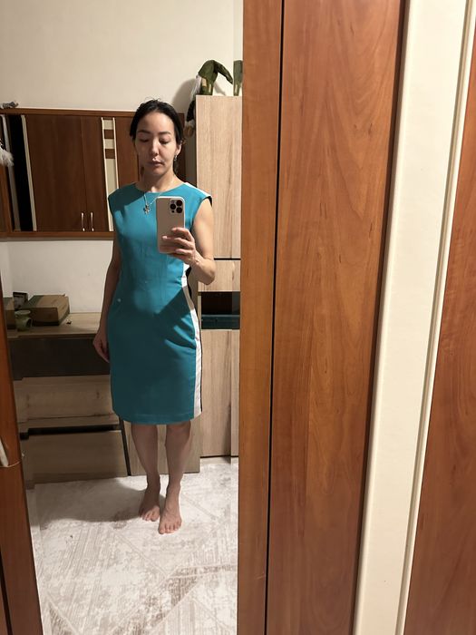 Платье s размер Calvin Klein оригинал