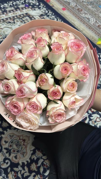 Свежые цветы 25 штук