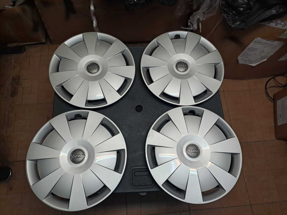 Capace jante Tabla Audi A2 A3 8p 8v  A4 b6 b7 b8 Originale, R16