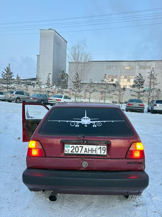 Гольф 2  объем 1.8