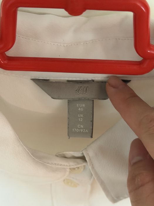 бели ризи (от h&m и kenvelo)
