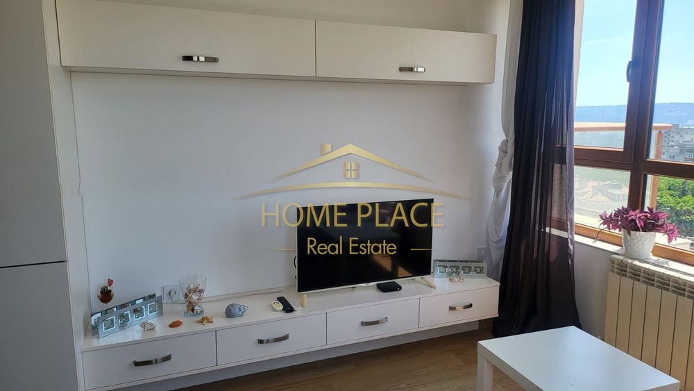 Дава се под наем Тристаен апартамент в Варна, Чаталджа - 160 кв.м за 1296.42 € - Снимка #1