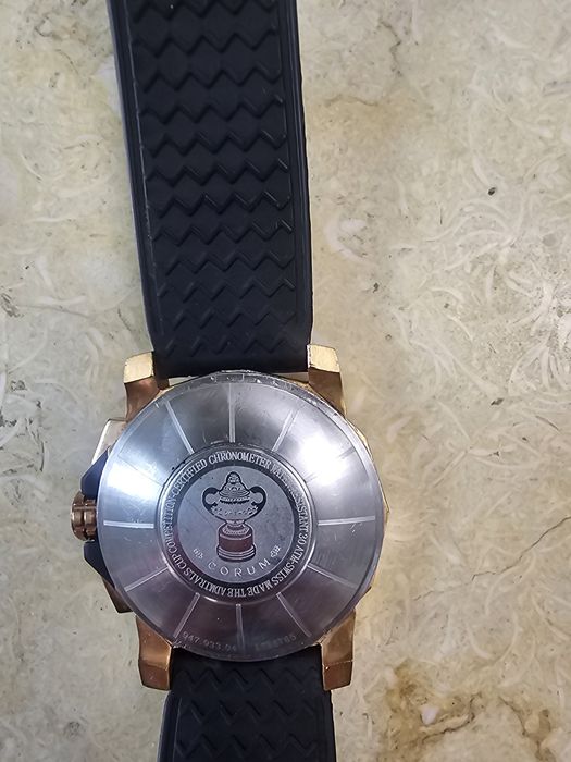 Ceas Corum impecabil