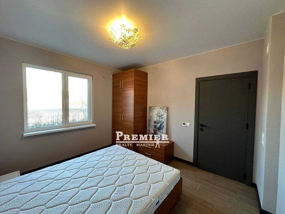 Напълно реновирана къща в центъра на село Гюльовца