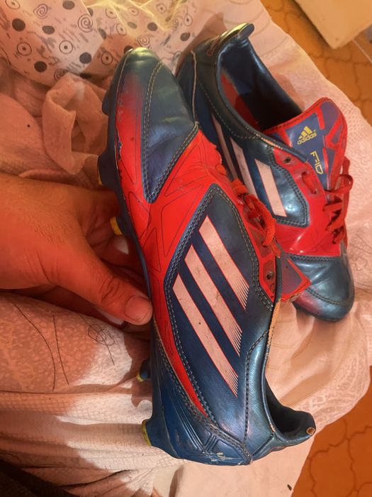 Бутонки Adidas F10  Номер 39 и 1/3