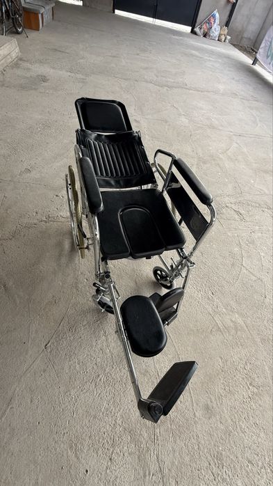 Коляска для инвалидов