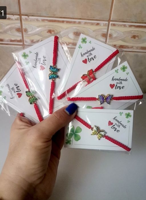 Lot 15 mărțișoare la alegere