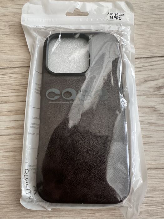 Husa iPhone 16 pro piele Magsafe noua