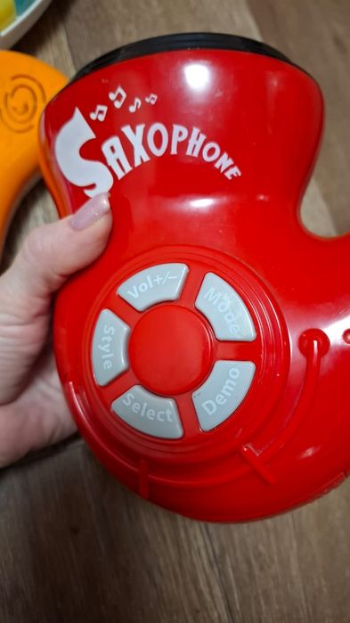 Mузыкальные игрушки саксофон и гитара PlayGo