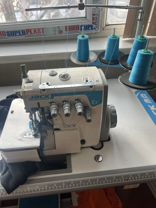 Оверлог Jack E3, 5-ниточные