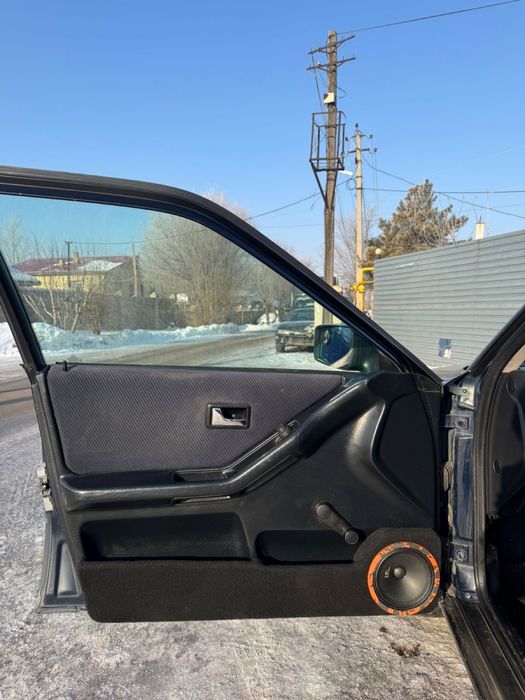 Продам подиумы ауди 80