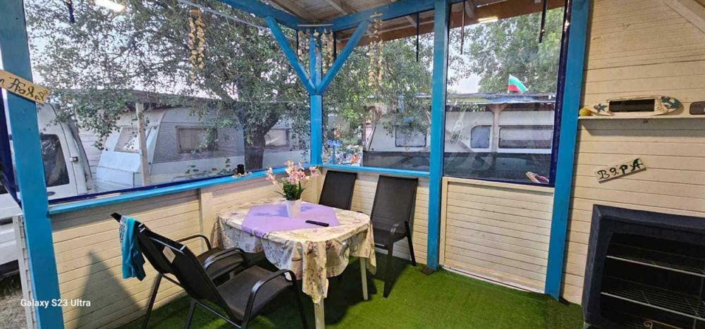 Каравана ПОД НАЕМ ,Плажно бягство'