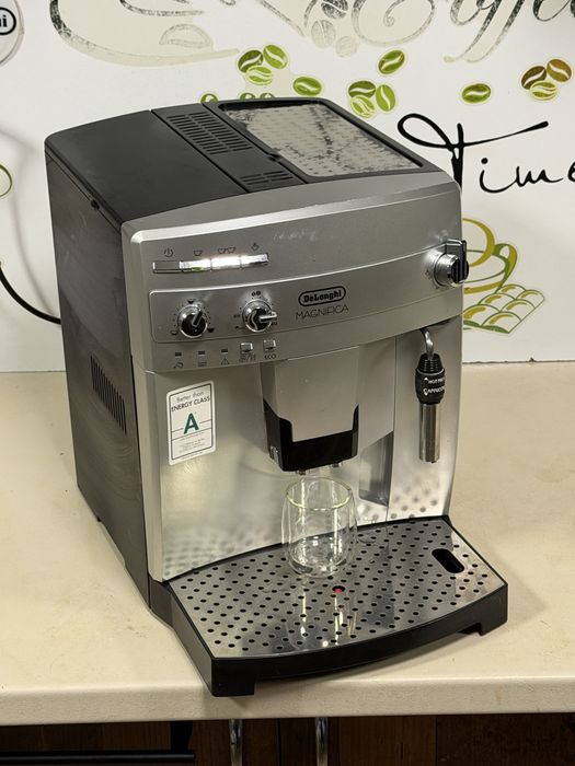 Кафемашина кафе автомат delonghi magnifica с гаранция