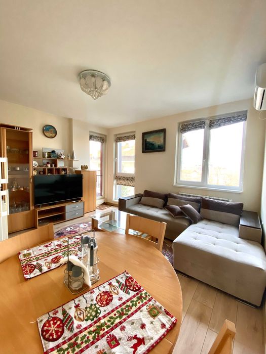 Дава се под наем Двустаен апартамент в София, Кръстова вада - 50 кв.м за 657.9 € - Снимка #1