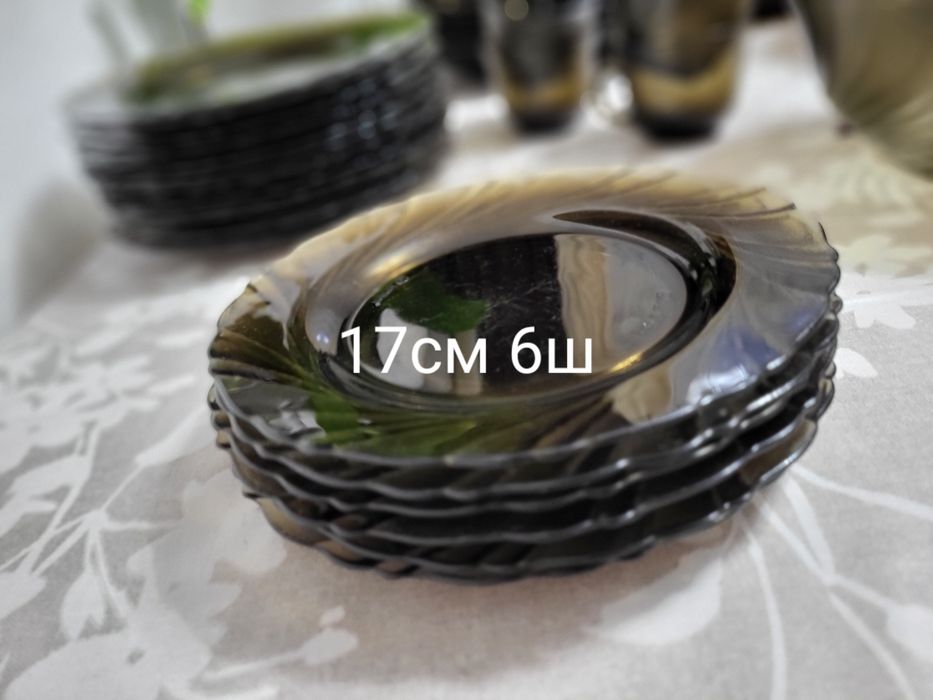 Столовый сервиз. 19000 торг