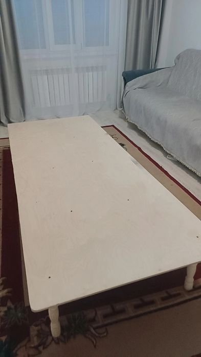 Продам стол низки 2шт