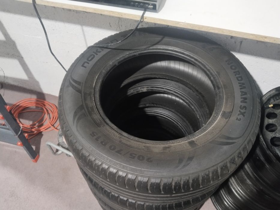 Продам диски на 15 и шины