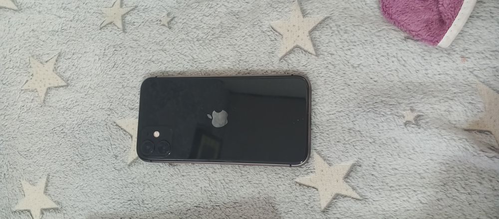 Продам iphone 11